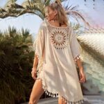 Robe de plage unie au motif attrape rêve beige dos