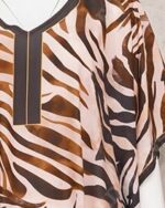 Robe pareo africain avec imprimé zèbre marron detail