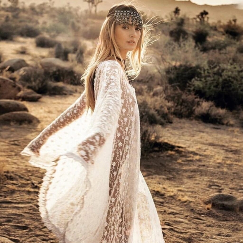Robe longue paréo en dentelle