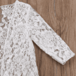 Robe pareo pour enfant en dentelle blanc detail 1