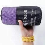 Serviette de plage compacte violet
