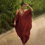 Robe paréo aux inspirations africaines rouge