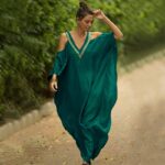 Robe paréo aux inspirations africaines vert