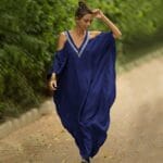 Robe paréo aux inspirations africaines bleu foncé