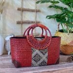sac ethnique tissé à motif rouge