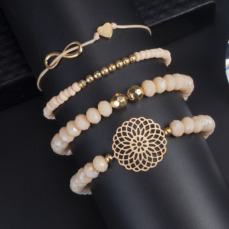 Bracelets Ethniques Perles et Fleurs lifestyle