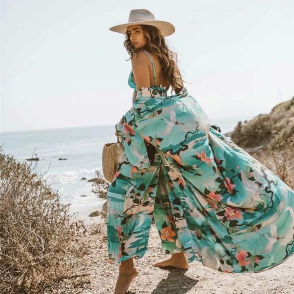 Kimono de Plage Avec Ceinture Effet Floral lifestyle 1