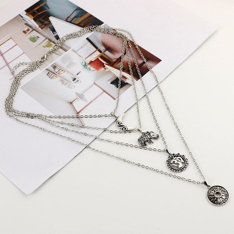 collier quatre pendentifs spirituels lifestyle 1