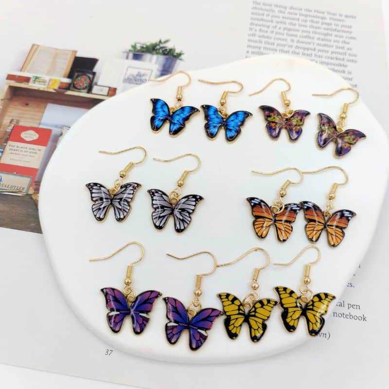 Boucles d'Oreilles Fantaisie Symbole Papillon lifestyle 1