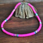 Collier Surfeur Couleur Unie Ras du Cou rose 1