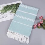 Fouta de Plage Rayures Asymétriques et Franges bleu