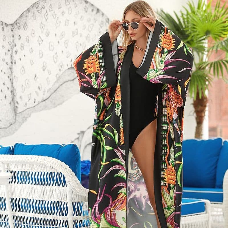 Long Kimono de Plage Large à Motifs Imprimés lifestyle 1