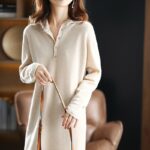 Longue Robe Pull à Capuche en Cachemire beige produit