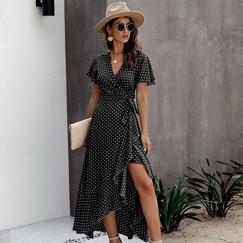 Robe Portefeuille à Pois et Col V Style Boho lifestyle 3