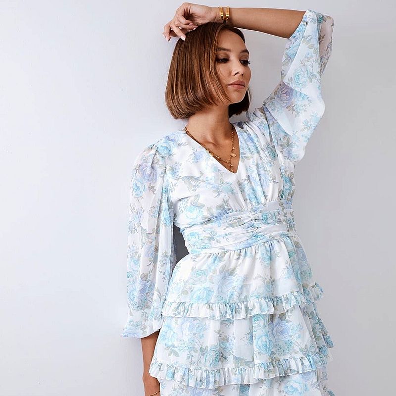 Robe Fleurie Crème à Manches Longues et Volants LIFESTYLE 3