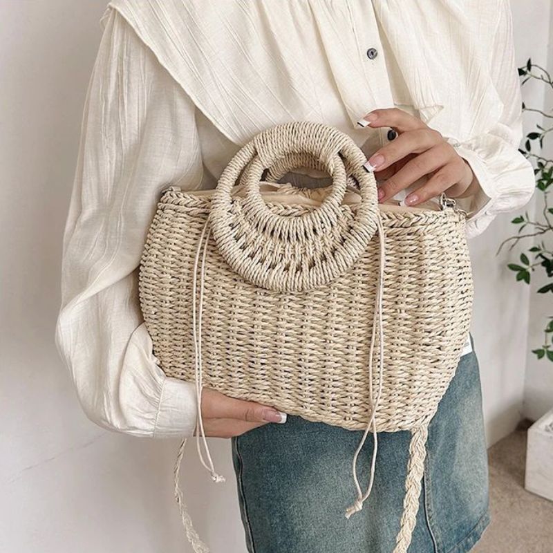 Sac Raphia Bandoulière en Paille lifestyle 1